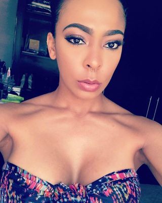 "Collarbones Are Super Sexy, Love The Spine More" - Tboss Shares Her Weirdness