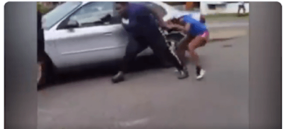 Fat Lady Beats Up Two Ladies Who Came To Attack Her (PHOTOS)