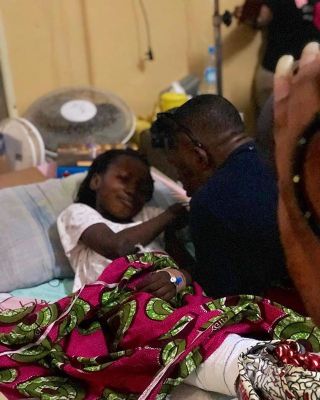 Lagos Collapsed Building: Small Doctor Visits Survivors In The Hospital (PHOTOS)