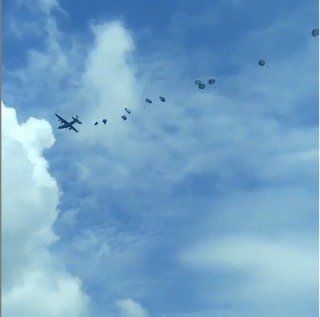 Nigerian Airforce Displays In The Sky As They Go Airborne (VIDEO)