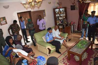 Police Team led by Commissioner of Police, CP Zubairu Visit The Family Of Kayode Johnson