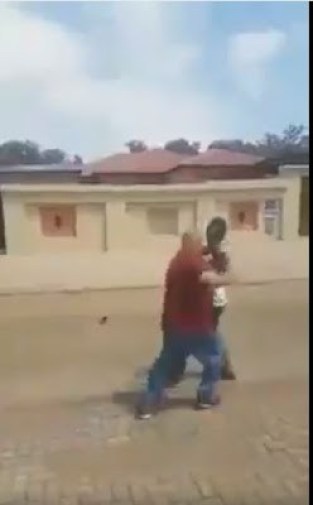 Bully Gets Bullied As He Falls And Beg When Threatened With A Big Stone