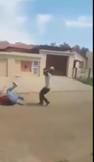 Bully Gets Bullied As He Falls And Beg When Threatened With A Big Stone