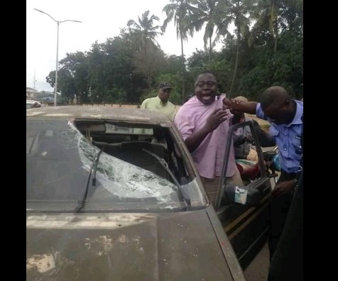 Policeman Smashed Man's Car After He Refused To Give Him N100 Bribe [Photo]