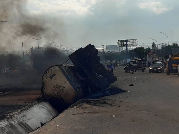 tanker explodes in Onitsha
