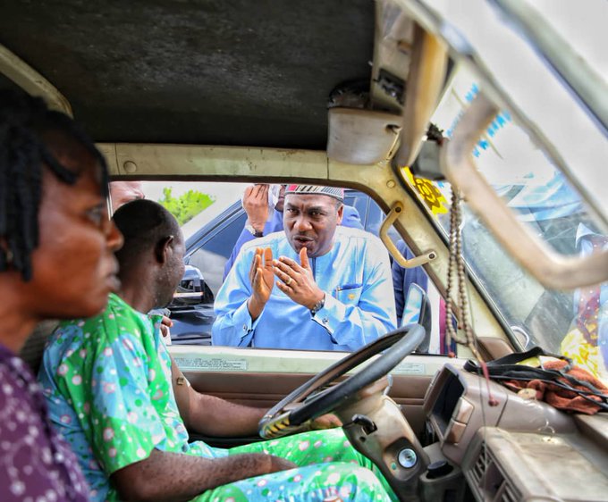 Dr Obafemi Hamzat apprehends drivers plying one-way