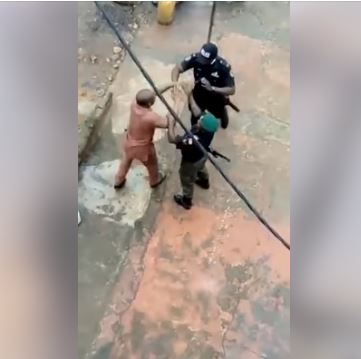 Police officers beating lawyer in Anambra