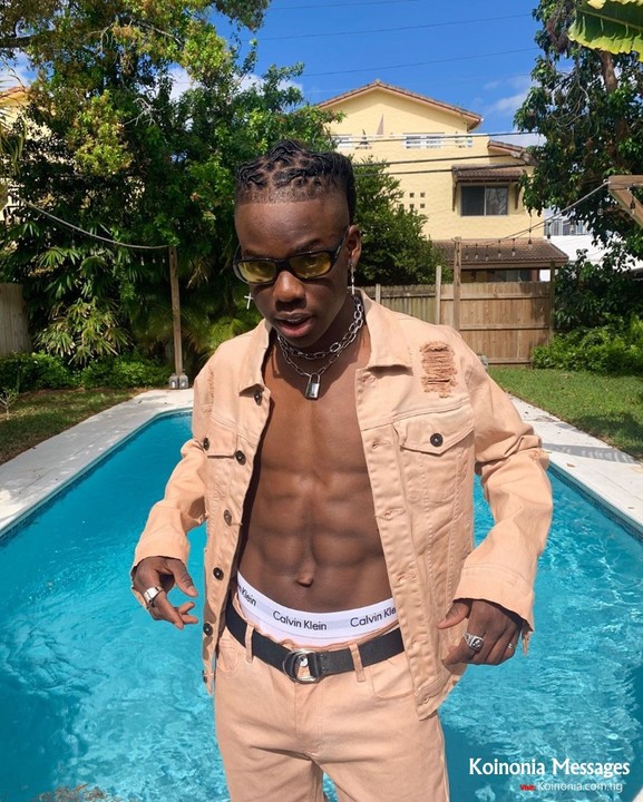 Rema flaunting his six packs