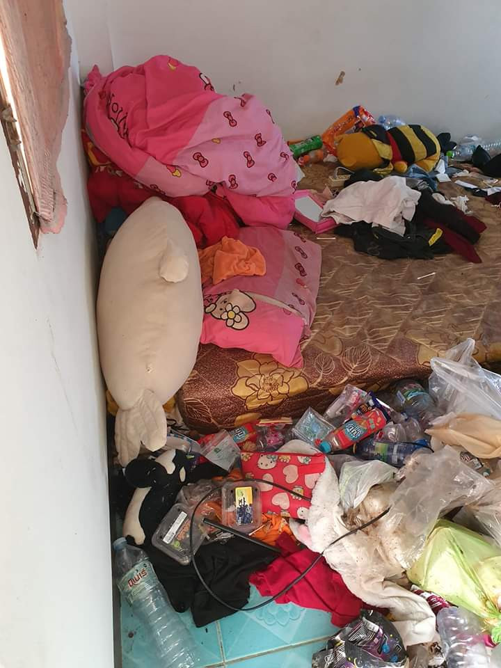 WTH!... See the mess a landlady found in room she rented to two "respectable" ladies (photos)