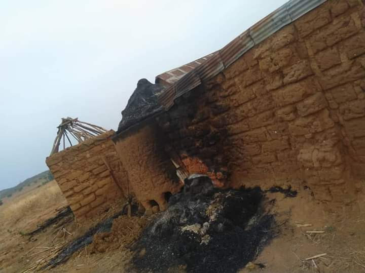 Suspected herdsmen burnt the community leaving many dead