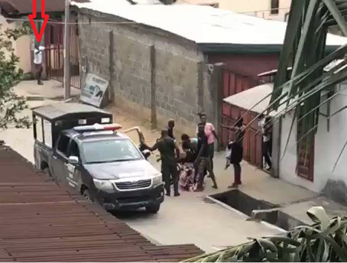 Policeman shoots, pursue man protesting his neighbour's assault in PortHarcourt (Video)