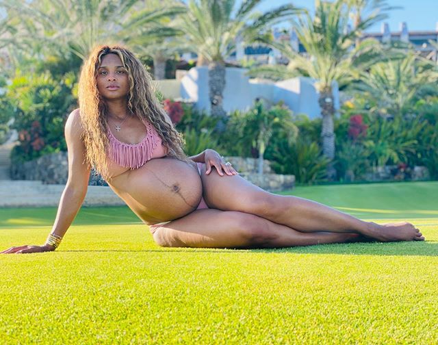 640px x 504px - Ciara displays her bikini clad baby bump