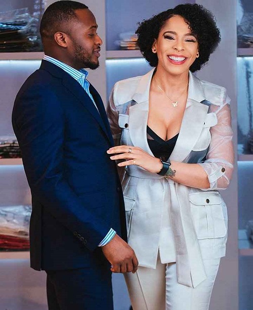 Ubi Franklin and Tboss in loved up photo