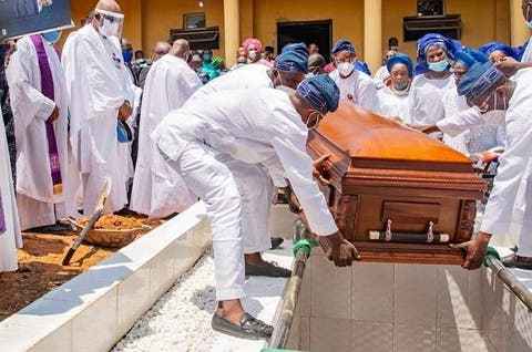  Late Afenifere Leader, Pa Ayo Fasanmi has been buried