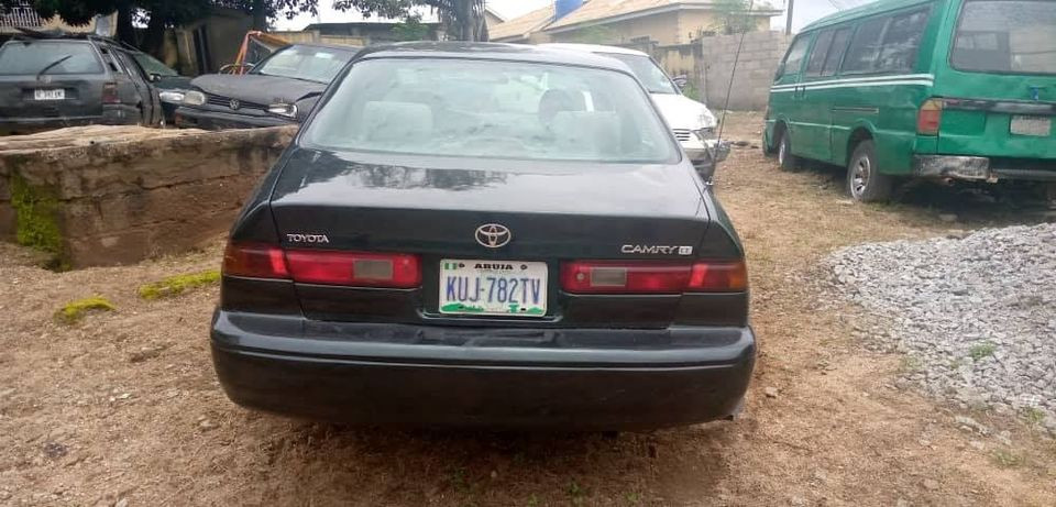 Three suspects arrested for armed robbery, fraud, car theft in Niger State