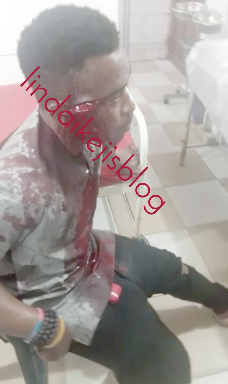 Car Snatchers Arrested After Stabbing Uber Driver And Stealing His Car In Lagos [Photos/Video] 2