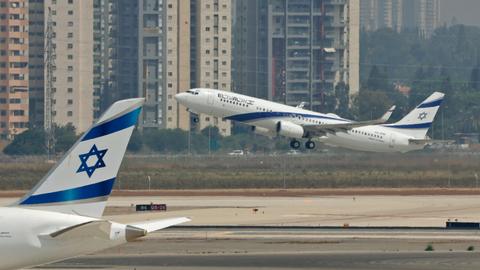 First flight from Israel lands in the UAE