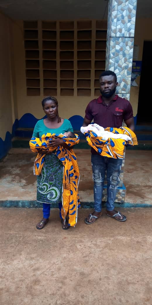 Man sells his set of twins for N150,000 (photo)