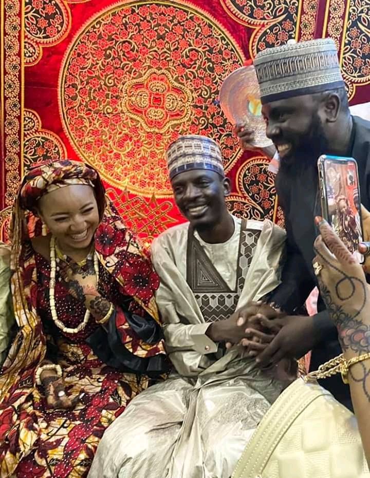President Buhari’s Media Aide, Bashir Ahmad Finally Marries Naeemah Junaid Bindawa [Photos] 3