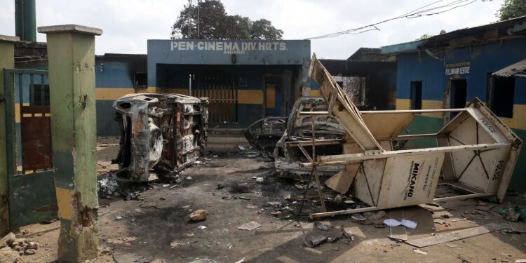 Police station razed in Abia