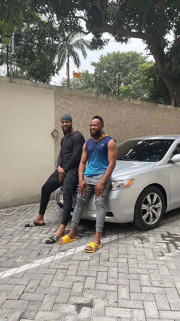 Singer Flavour Gift His Childhood Friend 'Asuwa Dede' A Brand New Car [Photos] 1