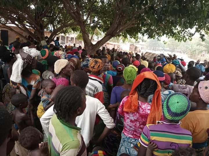 Yewa people in Ogun escape to Benin republic to avoid herdsmen attack
