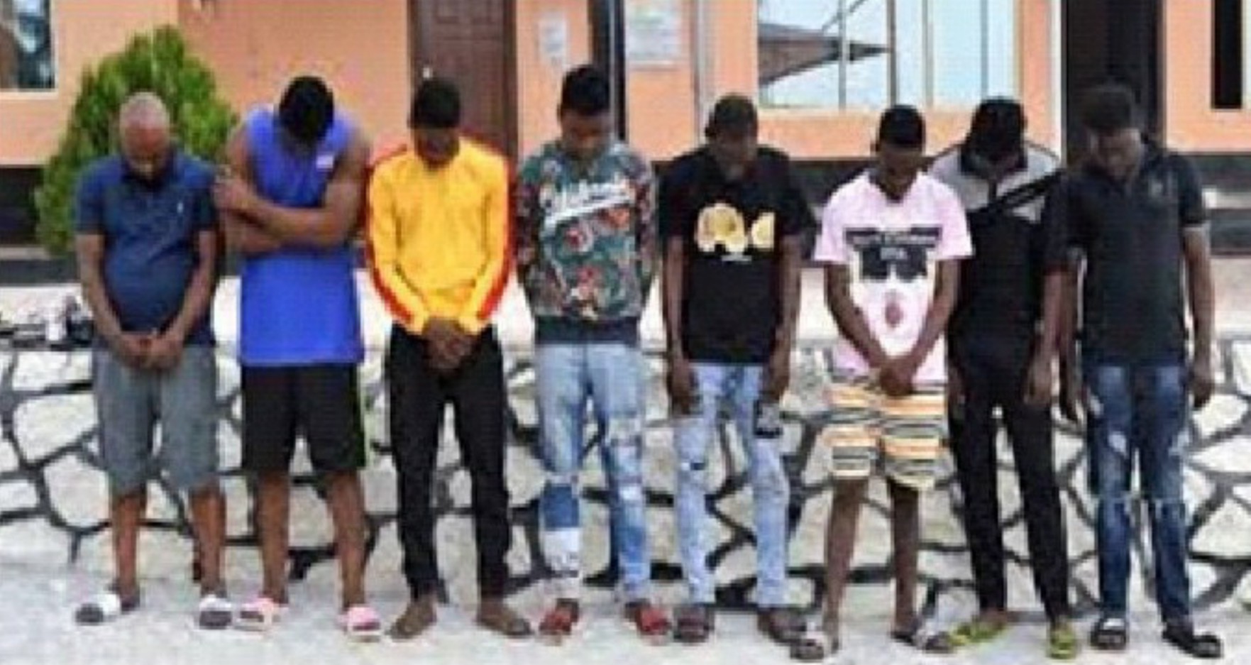 EFCC Raids Yahoo Boys Hideout In Ondo, Arrests Eight Suspected Internet Fraudsters 1