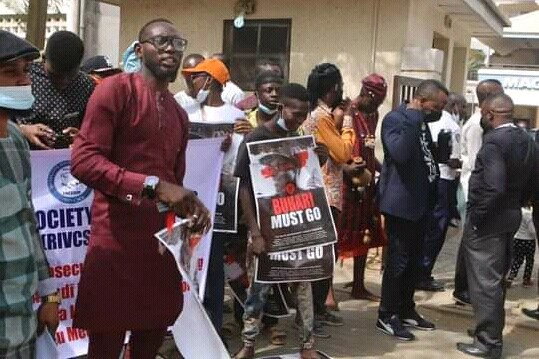 Northern Youths Storms Streets Of Abuja To Demand Buhari’s Resignation [Photos/Video] 6