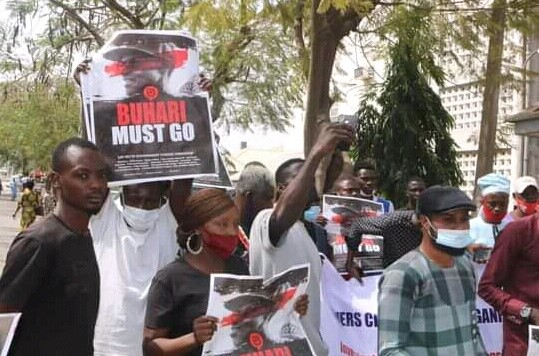 Northern Youths Storms Streets Of Abuja To Demand Buhari’s Resignation [Photos/Video] 7