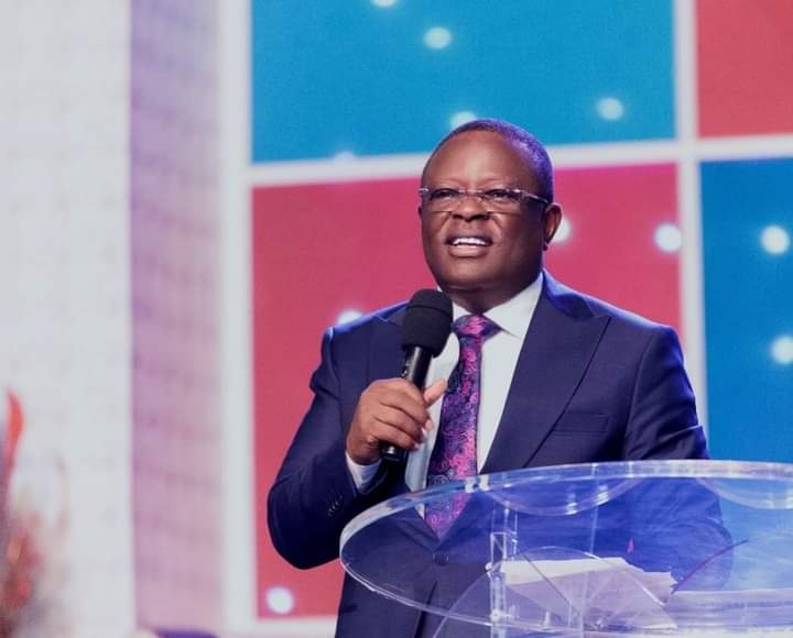 "Remove Your Minds From Politics And Succeed First" - Governor Umahi Tells Youths 1