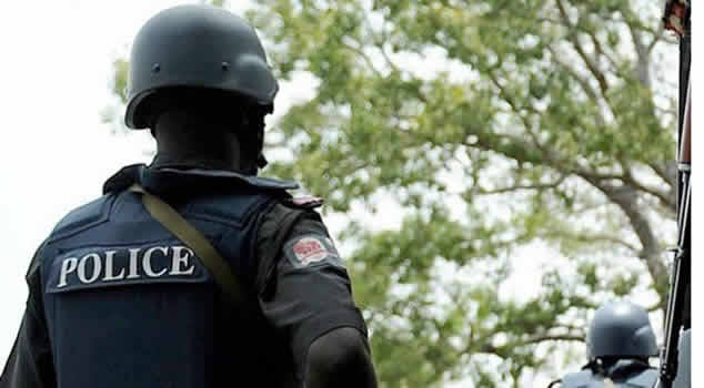 How A Policewoman Was Humiliated, Manhandled And Stripped Naked By Hoodlums In Ondo 1