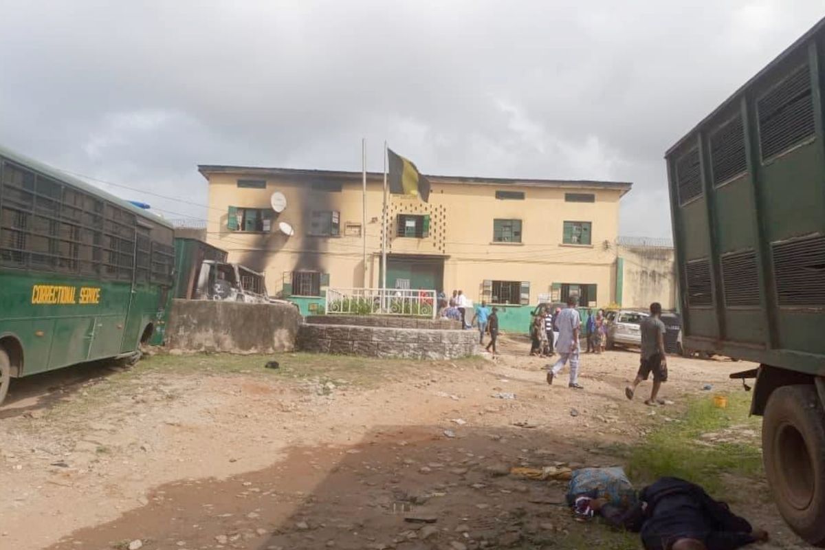 Suspected Criminals Freed As Gunmen Attack Another Police Station In Imo State 1