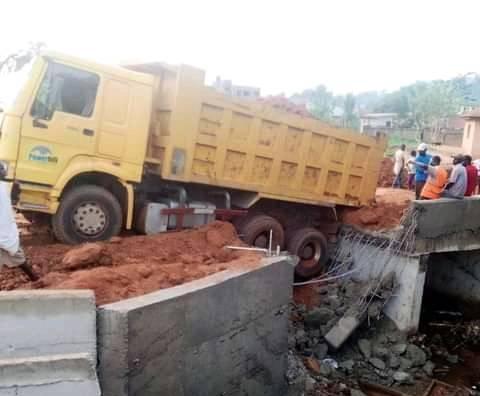 Kogi Bridge Constructed By Governor Yahaya Bello Collapses Just A Week After Completion 2