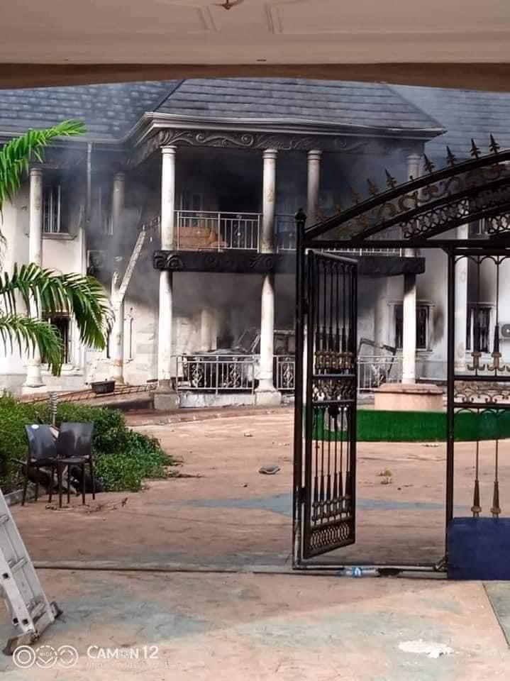IPOB's ESN Members Accused Of Burning Man's Mansion And Fleet Of Cars In Abia [Photos] 3