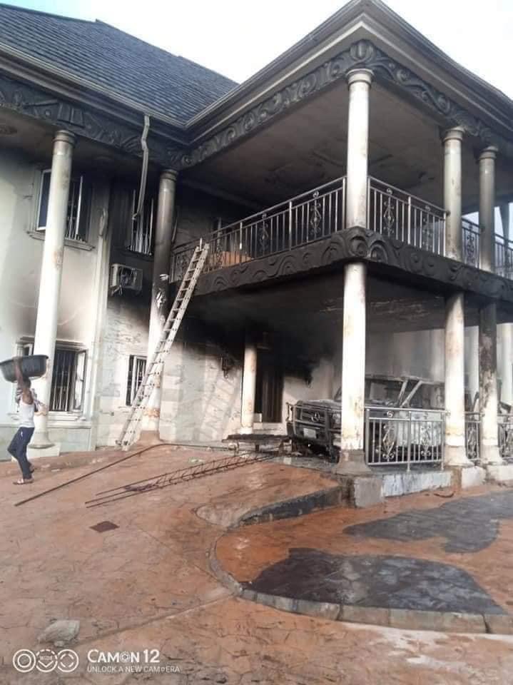 IPOB's ESN Members Accused Of Burning Man's Mansion And Fleet Of Cars In Abia [Photos] 1