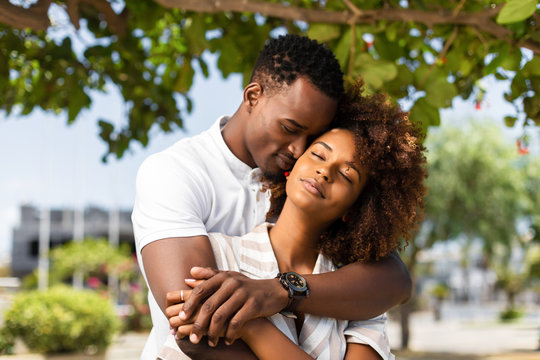 Five Things A Man Should Never Do For A Woman No Matter How Much He Loves Her