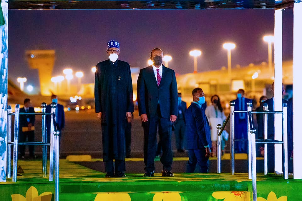 Ethiopian Prime Minister 'Becomes' Buhari’s Personal Driver In Addis Ababa [Photos]