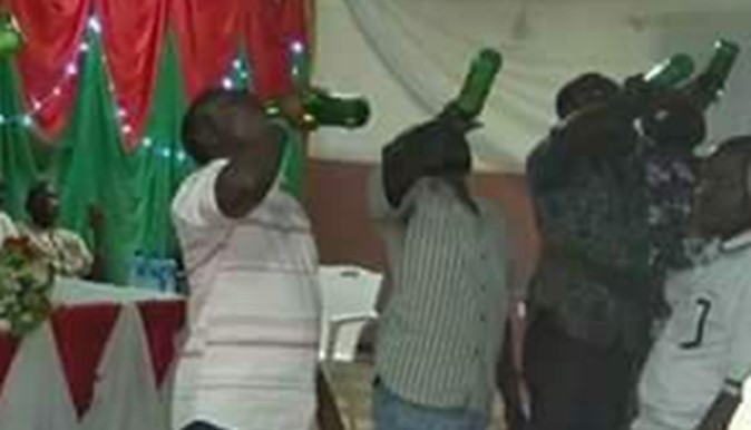 Nigerians Reacts As Man Dies During Drinking Competition To Win N20,000 Cash Price