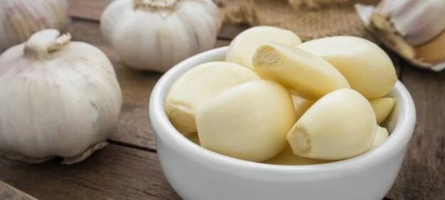 Garlic: Medical conditions that can be managed when you eat it raw