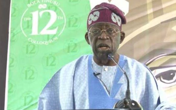 I Don’t Want To See His Face – Man Tells Suya Seller Who Tried To Wrap His Meat With Newspaper Bearing Tinubu’s Face (Video)