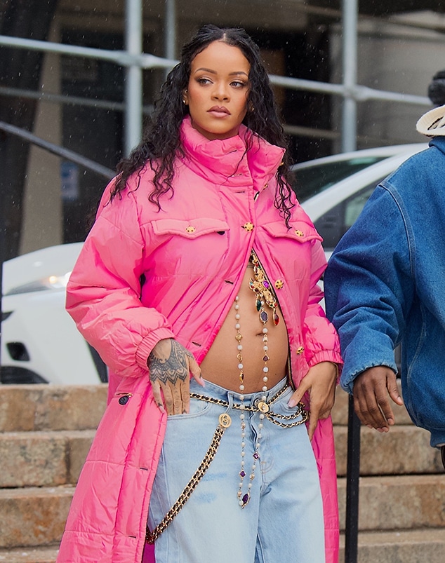 Rihanna Is Pregnant, Expecting Her First Child With Boyfriend ASAP Rocky [Photos]