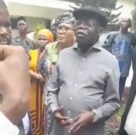 Your Leaders Failed Us – Lady Challenges Tinubu In Public (Video)