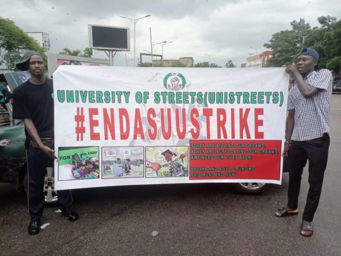 UNIBEN Students Protest ASUU Strike