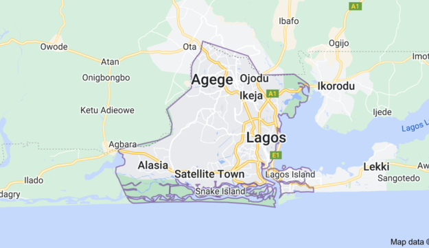 Lagos Community officials, Resident fight over event centre