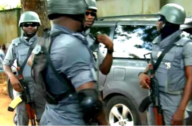 NIS Arrests Cameroonian, 2 Others With Pistols, Ammunitions, Motorcycle In Cross River