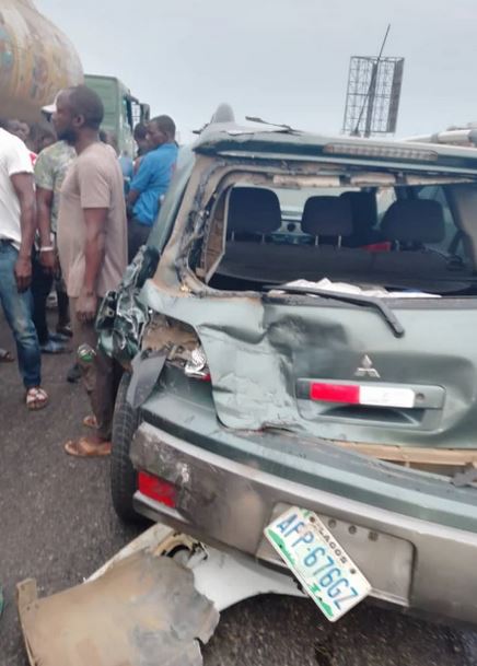 One Dead As Tanker And Car Collide On The Lagos-Ibadan Expressway