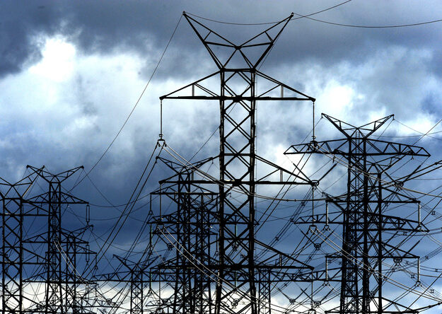 Power crisis worsens as Ikeja Electric, EKEDC confirm blackout in Lagos