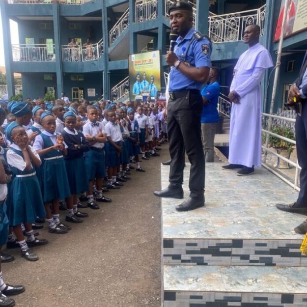 Be of Good Character, Study Hard —Anambra Police Advise Students