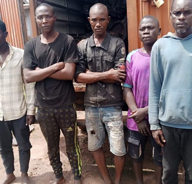 Police nab five armed robbery suspect in Ogun
