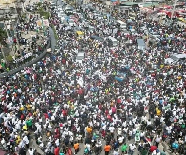 Gridlock in Uyo as obidients stage two-million-man march